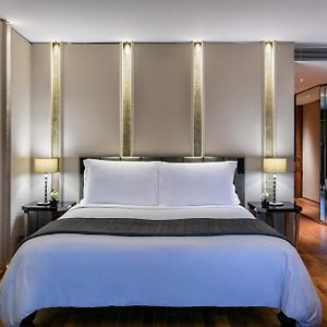 Camera club con letto queen size